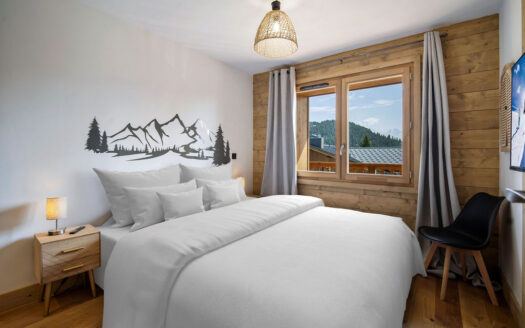 Villard-sur-Doron | 2-Bed Apartment with Mountain Views in Les Saisies