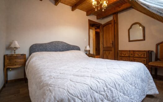 2346 Thollon-les-Mémises 3-Bedroom Duplex Apartment Panoramic Lake View