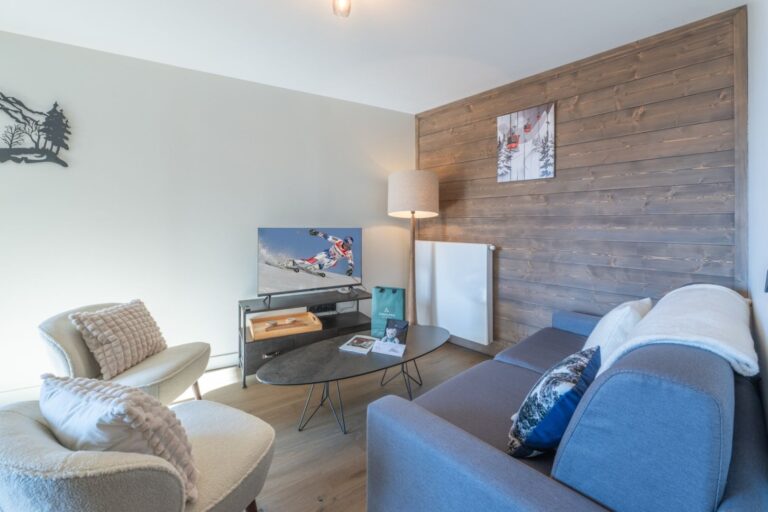 Alpe d’Huez | Spacious 2-Bed + Cabin Apartment in Vieil Alpe with Garage