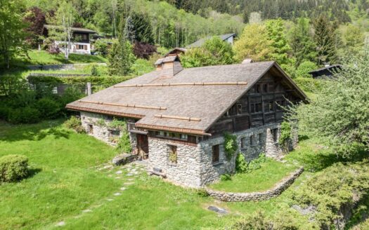 Chamonix-Mont-Blanc | Historic 5-Bed Farmhouse with Mazot & Mont Blanc Views