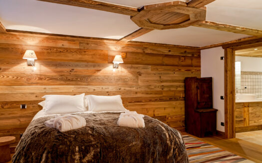 Courchevel | Village house – resort centre (Courchevel Le Praz)