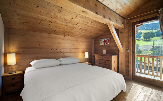 Crest-Voland | Charming 3-Bed Duplex in Village Centre