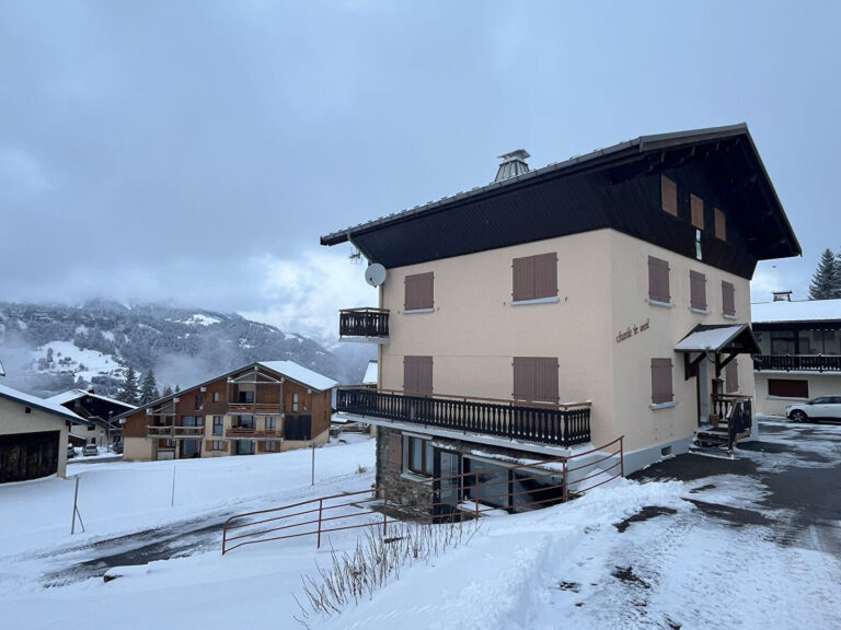 Crest-Voland | Investment Chalet with 4 Apartments & Ski-In Ski-Out Access