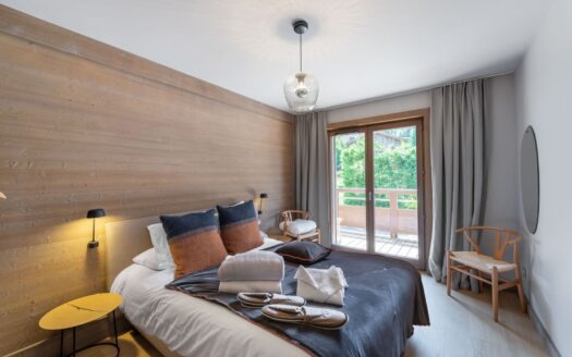 Megève | 2-Bed Apartment in New Rochebrune Residence with Pool & Spa