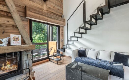 Megève | 3-Room Apartment in Rochebrune with Terrace & Pool Access