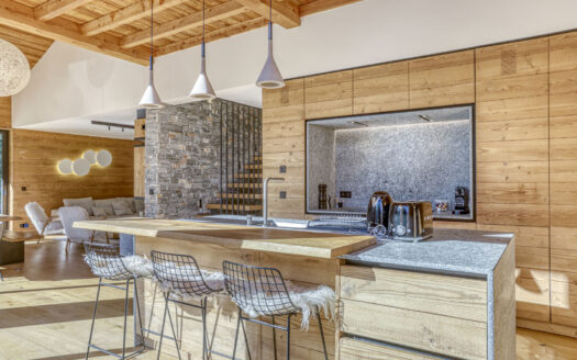 Saint-Gervais-les-Bains | Contemporary 6-Bed Chalet Built 2018 with Home Cinema