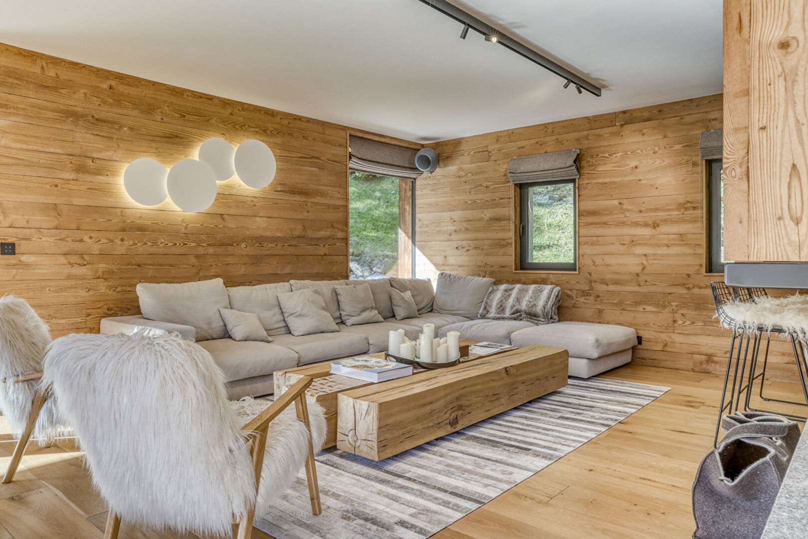 Domosno | Saint-Gervais-les-Bains | Contemporary 6-Bed Chalet Built 2018 with Home Cinema