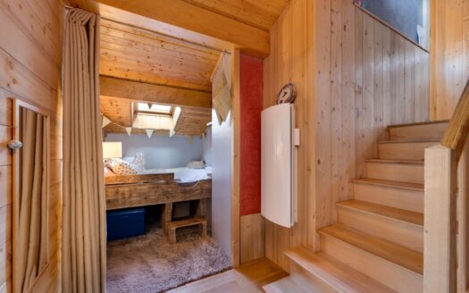 Sainte-Foy-Tarentaise | 5-Bed Chalet with 2 Independent Studios