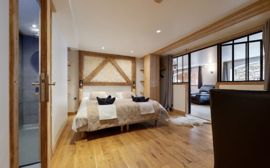 Val d’Isère | 5-bedroom apartment – heart of Val d’Isère