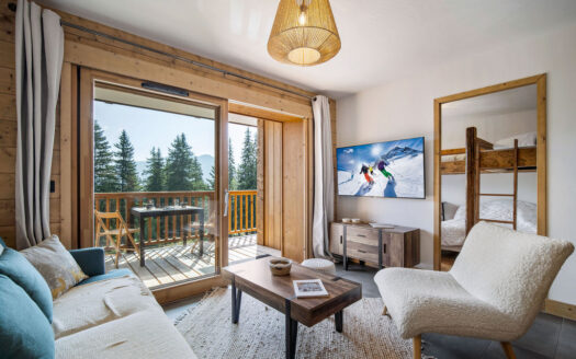 Villard-sur-Doron | 2-Bed Apartment with Mountain Views in Les Saisies