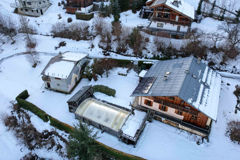 Saint-Gervais-les-Bains | Farmhouse, chalet and building plot – facing Mont Blanc